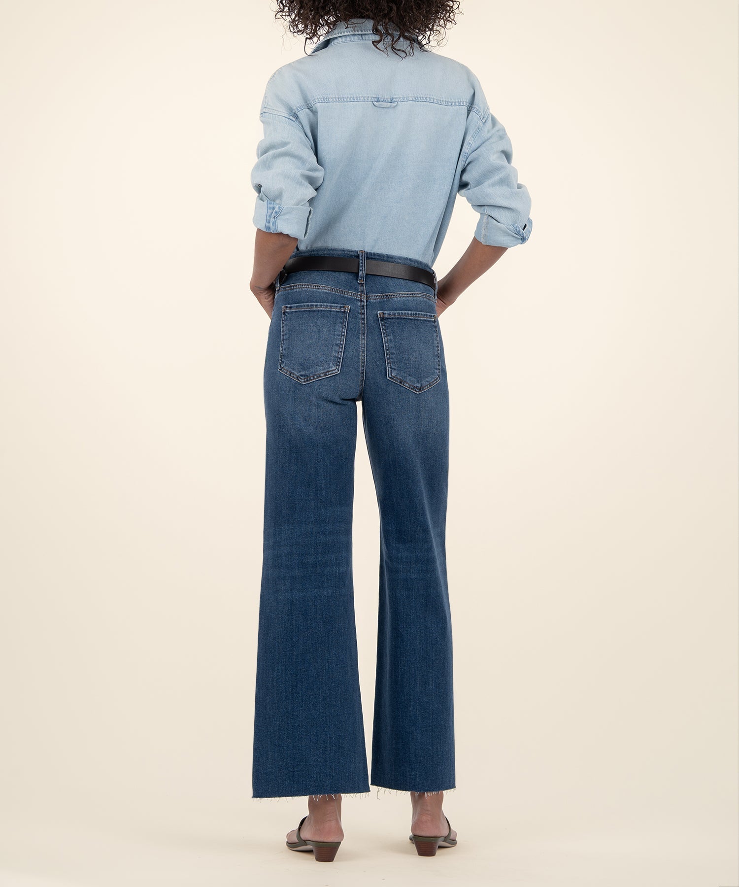 Meg High Rise Wide Leg, Petite in Inexhaustible Wash