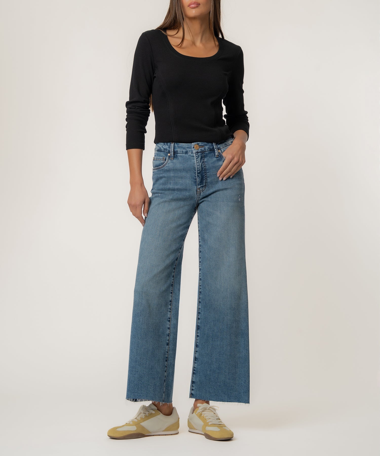 Meg High Rise Wide Leg, Petite in Regent Wash