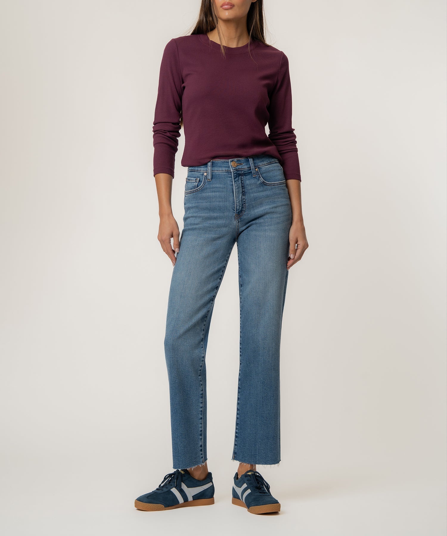 Avery High Rise Straight Leg, Petite in Building Wash